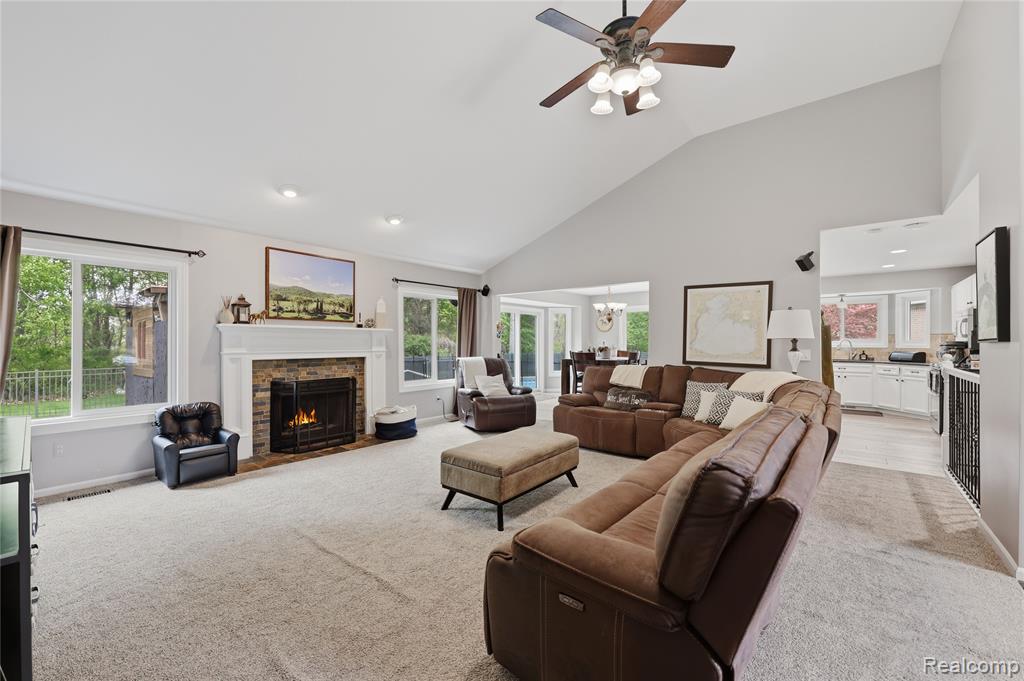 49371 Deerfield Park, Macomb, MI 48044 — Photo 7