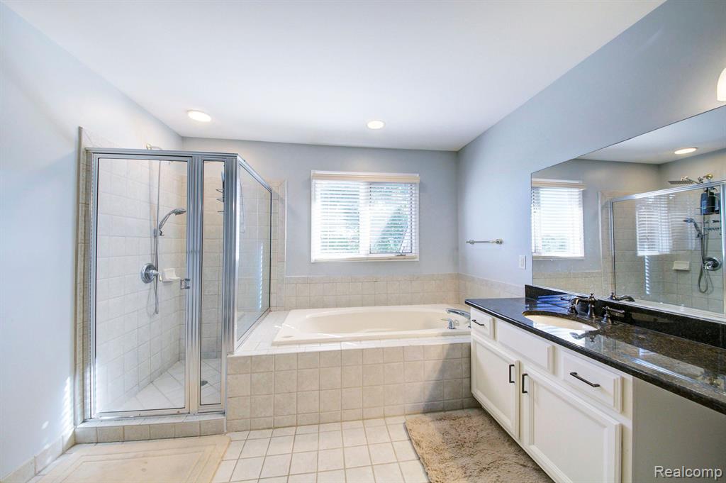 49169 Founders Court, Canton, MI 48187 — Photo 33