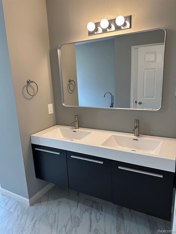 45851 CIDER MILL Road, Novi, MI — Photo 17