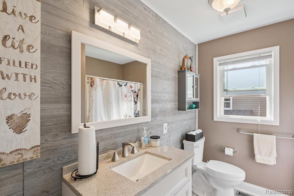 2236 Grove Park Road, Fenton, MI 48430 — Photo 14
