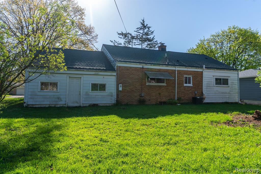 2546 CARLTON Drive, Ann Arbor, MI 48108 — Photo 31