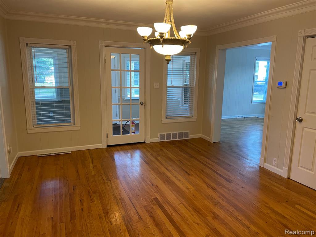 32 EAST Street, Oxford, MI 48371 — Photo 6