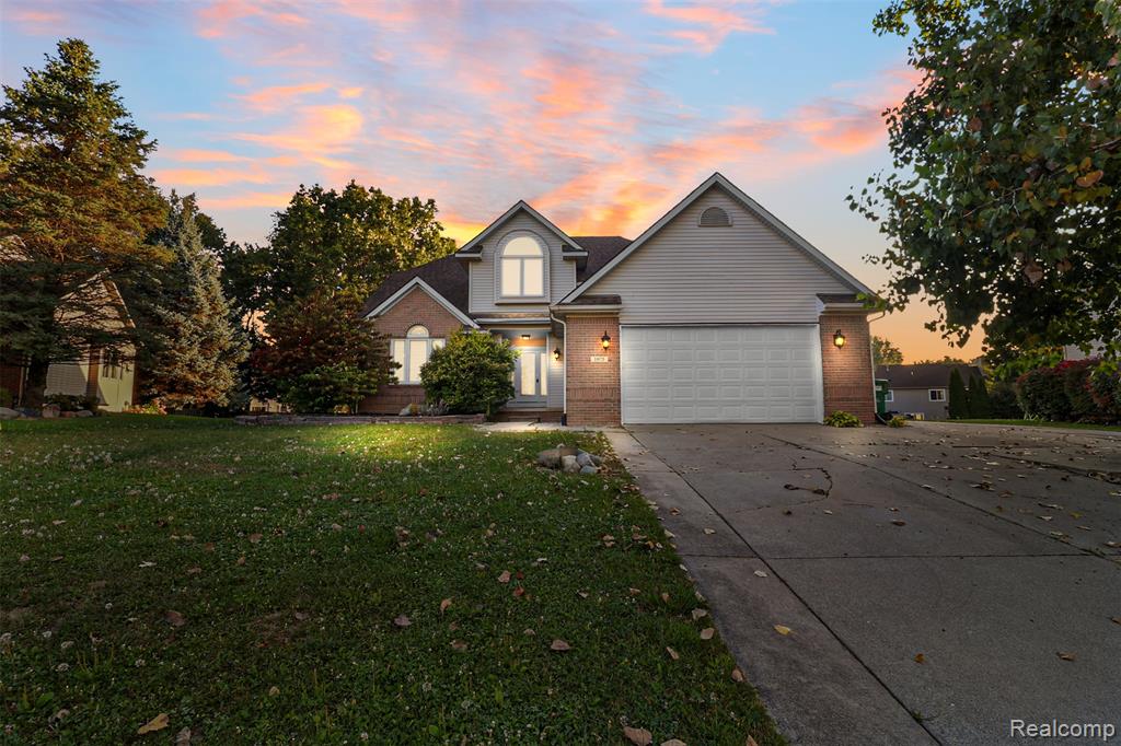 1075 Long Leaf Court, Brighton, MI 48116 — Photo 2