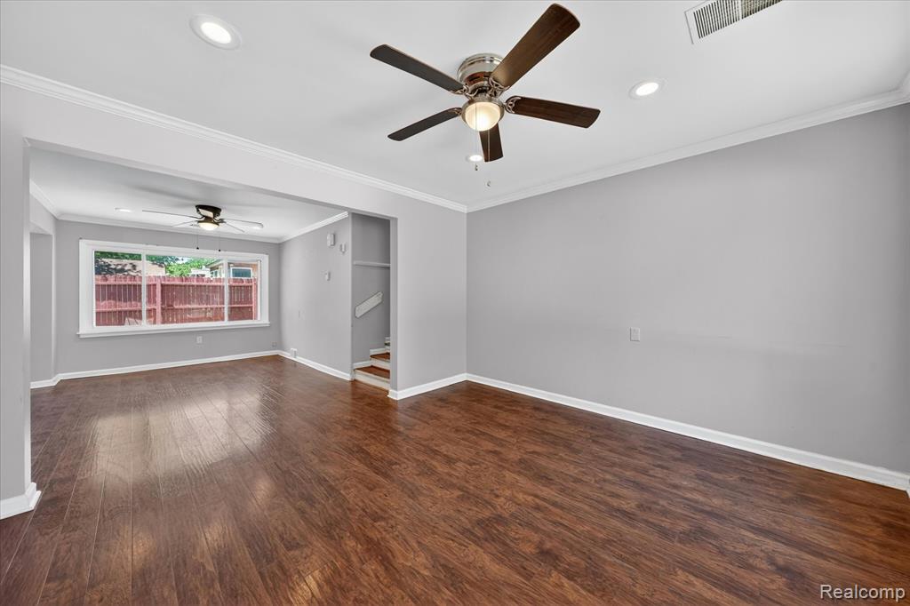 401 W Liberty Street, South Lyon, MI 48178 — Photo 11