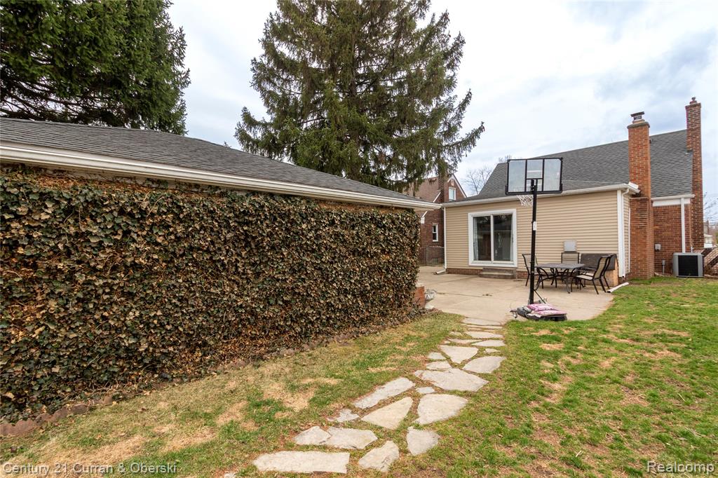 9625 Ruth Avenue, Allen Park, MI 48101 — Photo 49