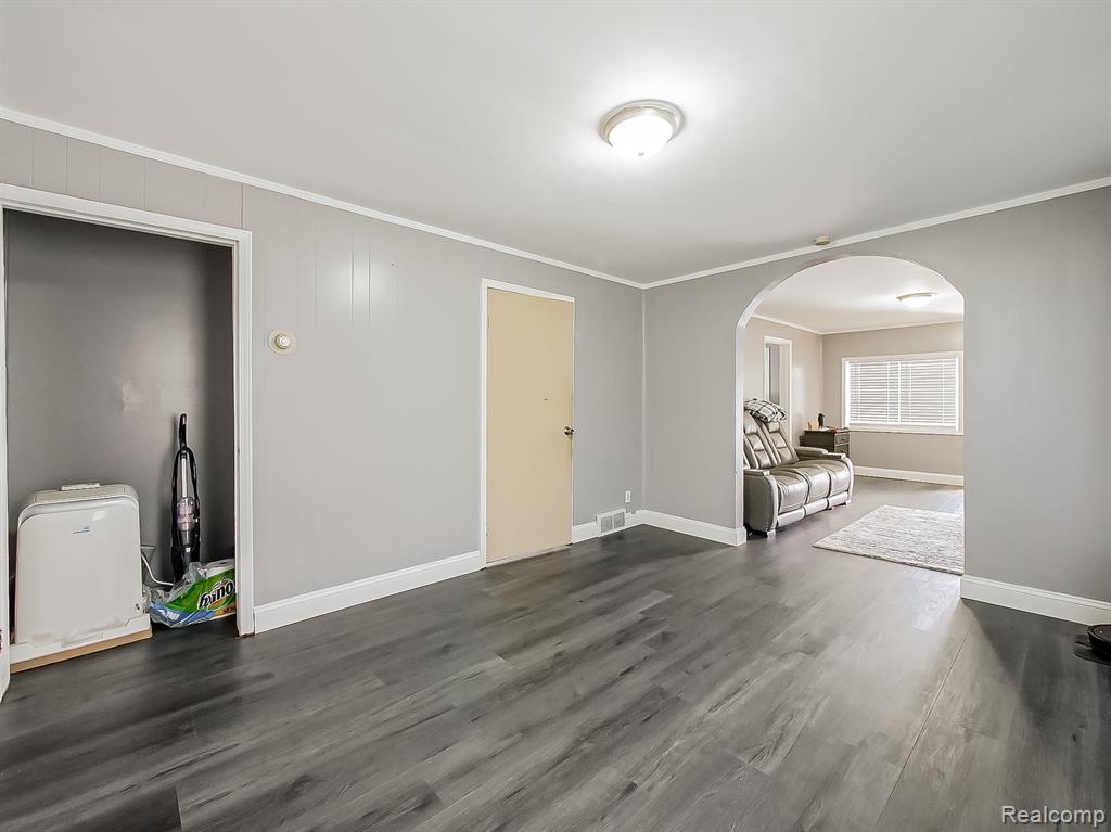 75 E Henry Street, River Rouge, MI 48218 — Photo 9