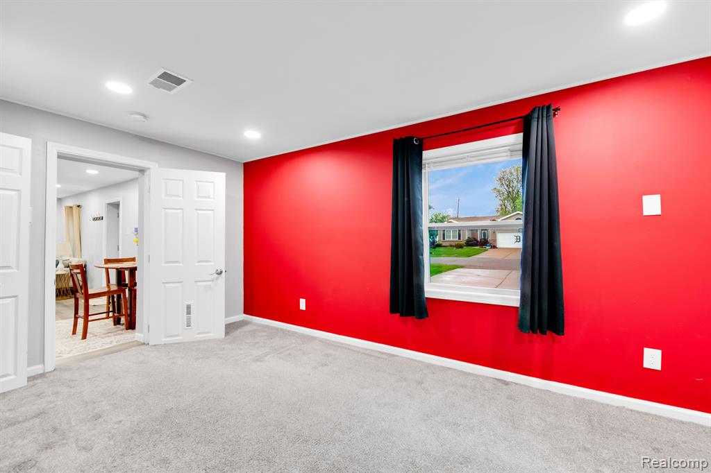 6556 WASHINGTON Street, Romulus, MI 48174 — Photo 21