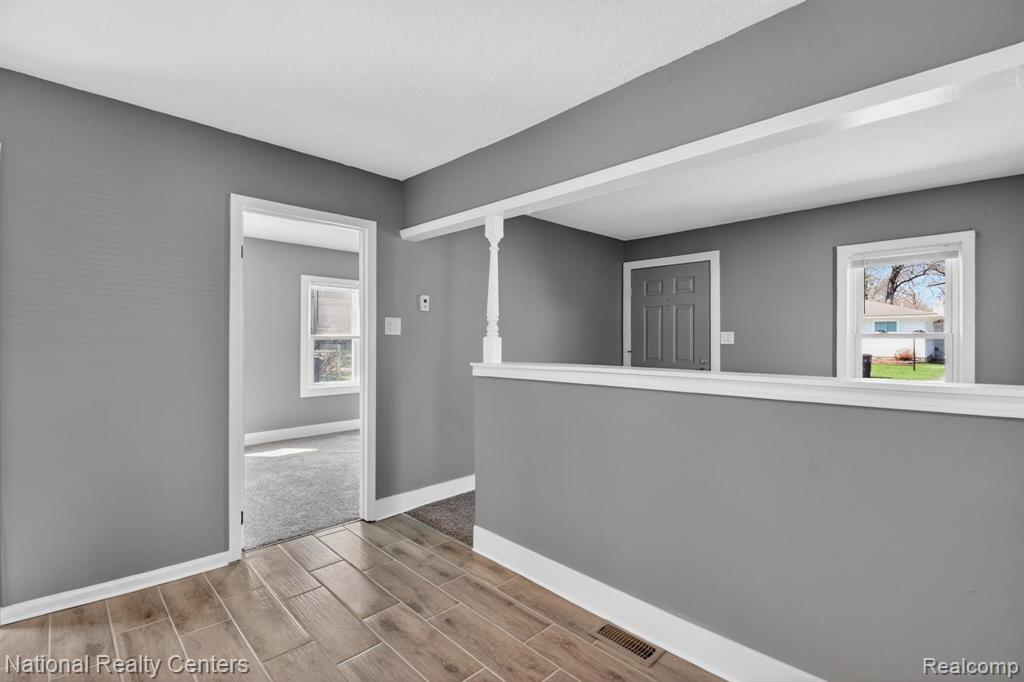 5864 N Harvey Street, Westland, MI — Photo 16