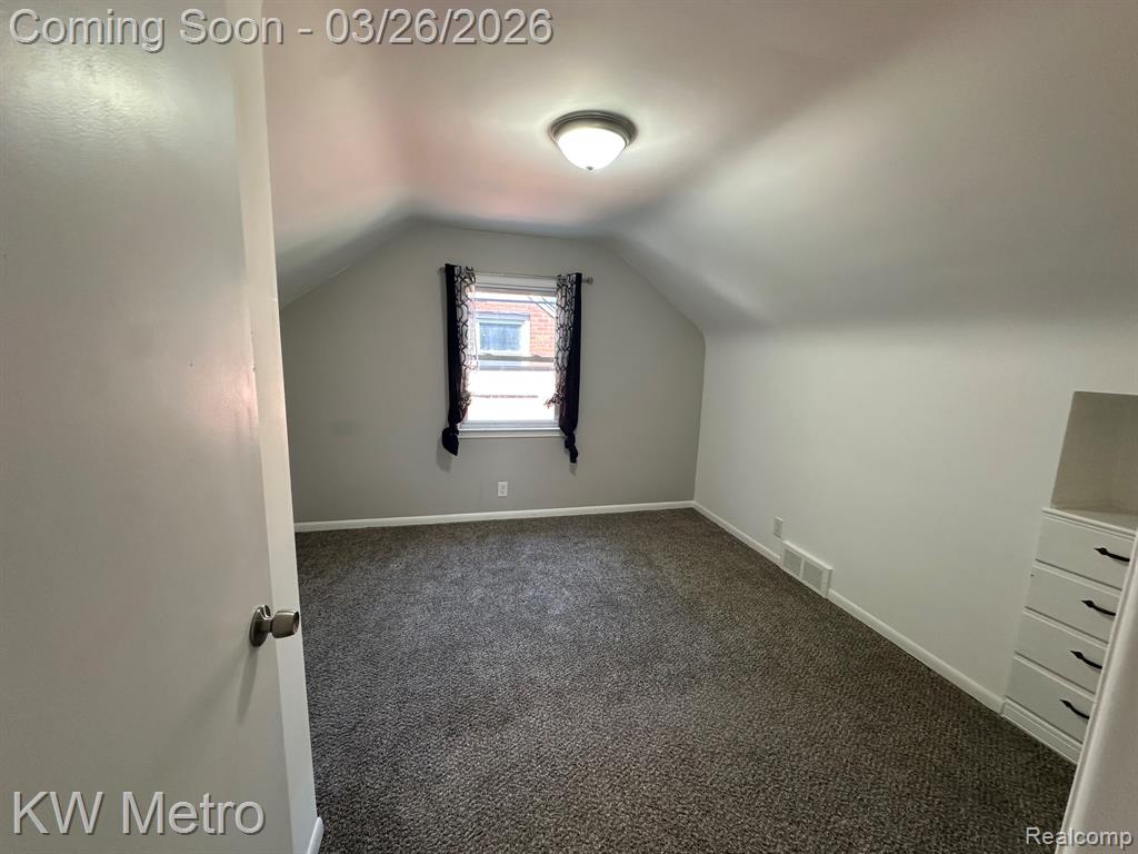 20498 Country Club Drive, Harper Woods, MI 48225 — Photo 18