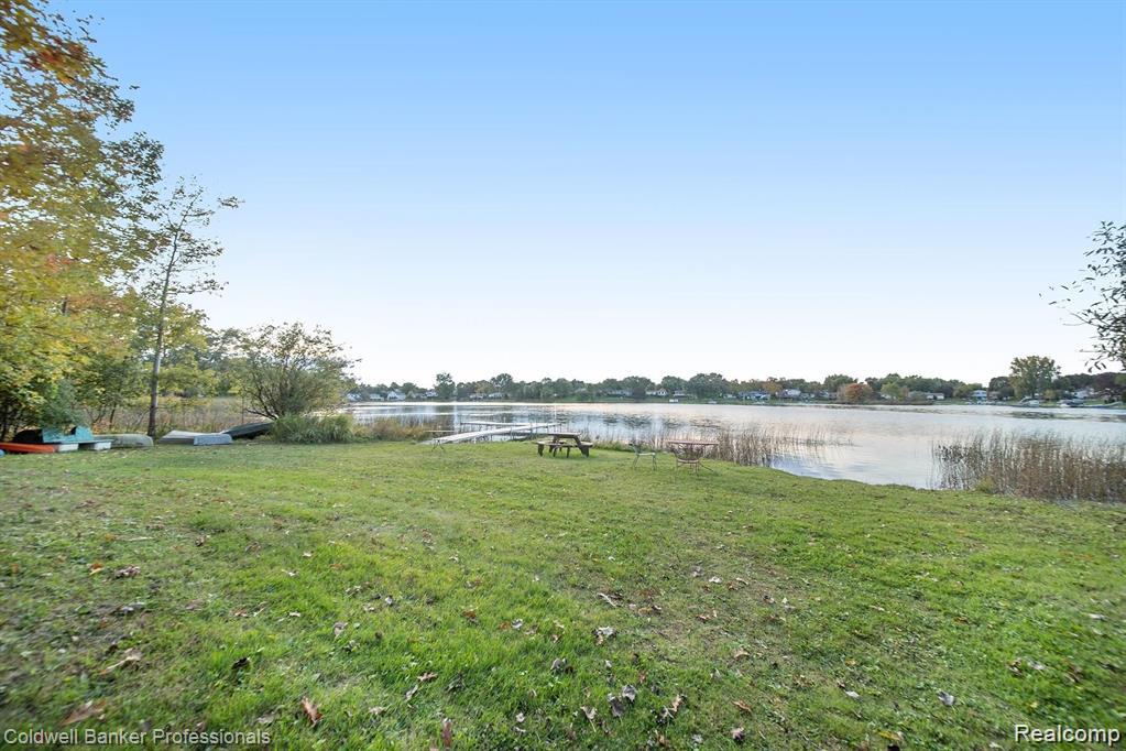 4956 Oak Hill Drive, 78, Waterford, MI 48329 — Photo 3
