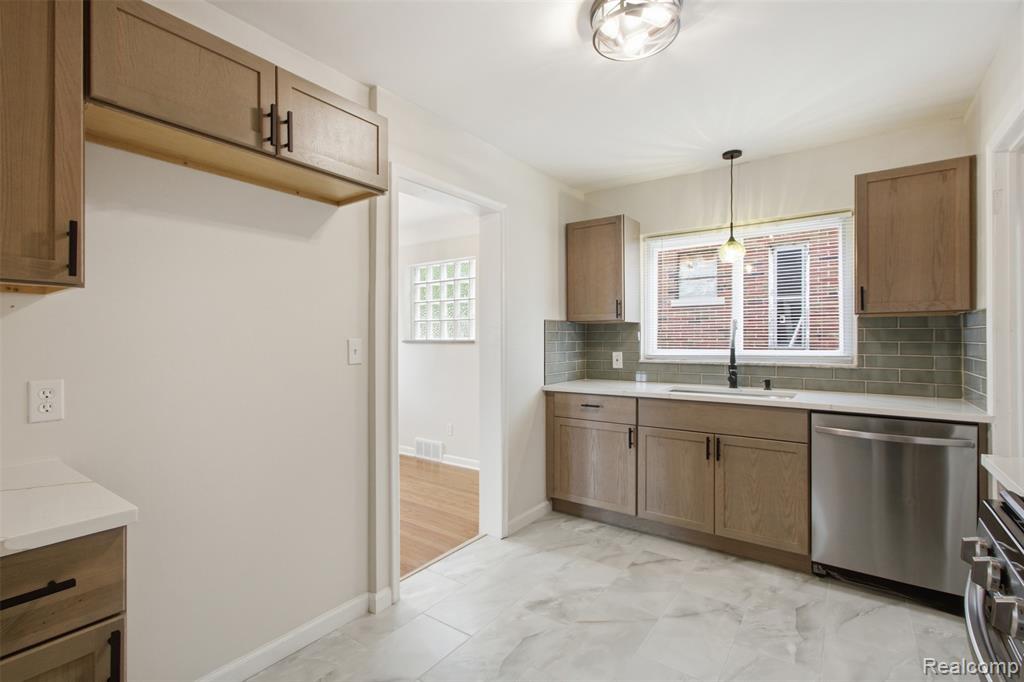 14921 Bringard Drive, Detroit, MI 48205 — Photo 10