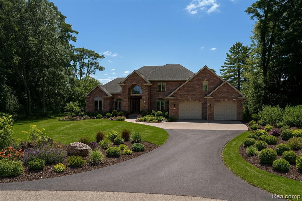 3186 Aspen Ridge Court, Howell, MI 48843