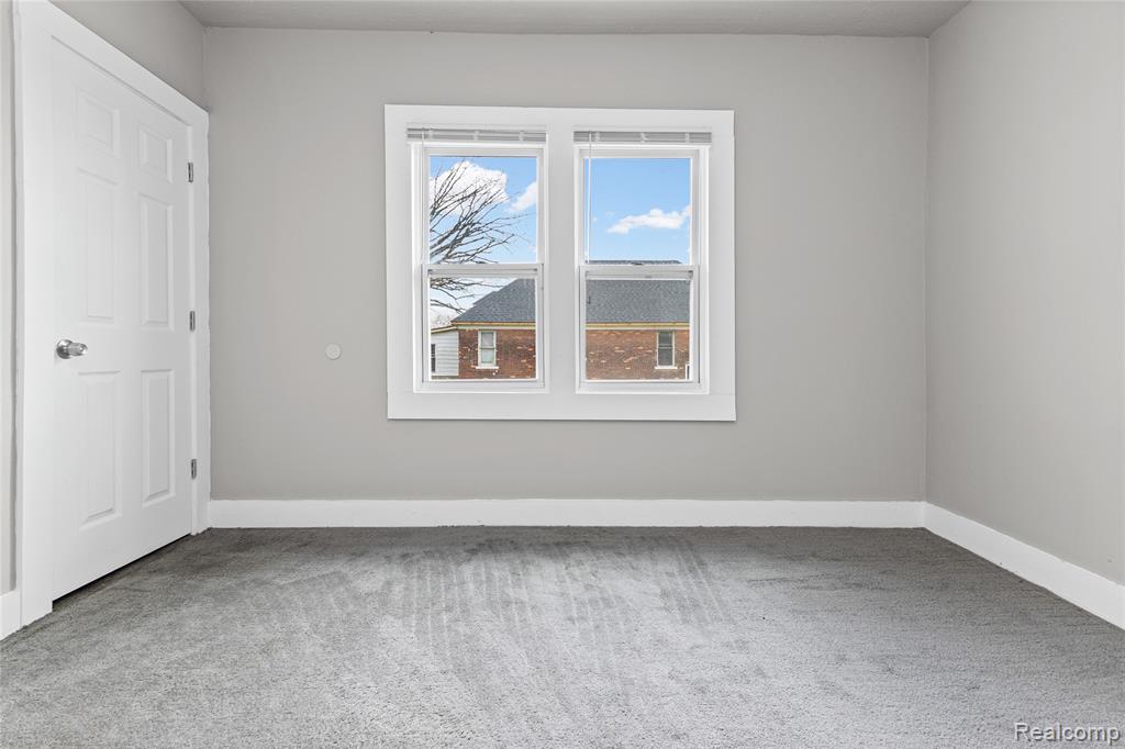 3010 Montclair Street, Detroit, MI 48214 — Photo 48