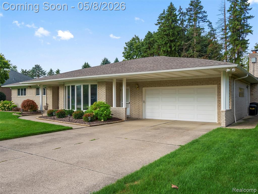 38523 Manchester Street, Clinton Twp, MI 48036 — Photo 4