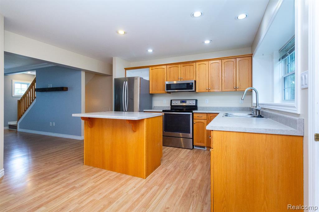 1017 BLUESTEM Lane, Ann Arbor, MI 48103 — Photo 12