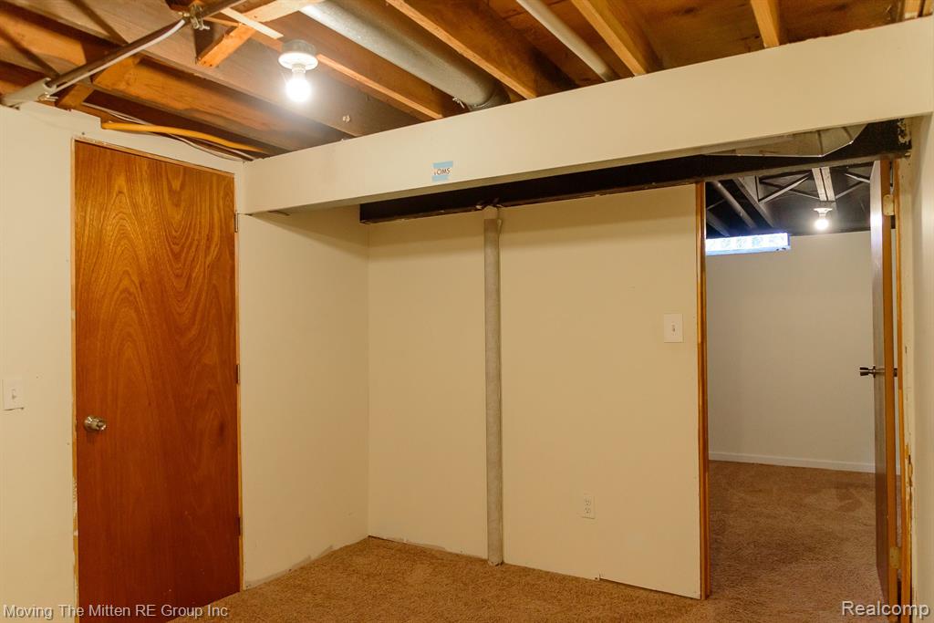 6061 N DOWLING Street, Westland, MI — Photo 22