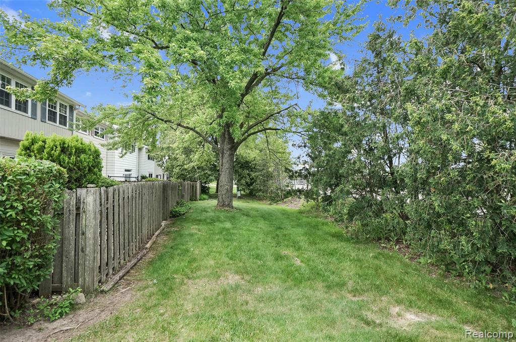 19931 Schoolhouse Court, Northville, MI 48167 — Photo 59