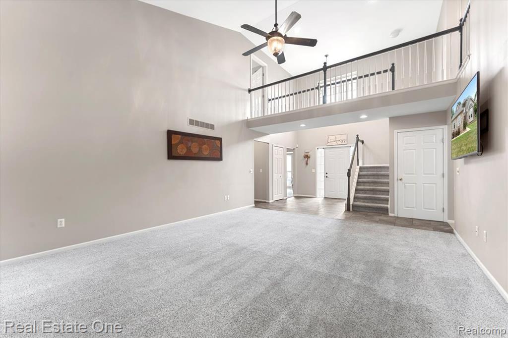 30026 Huron Meadows Drive, Rockwood, MI — Photo 4