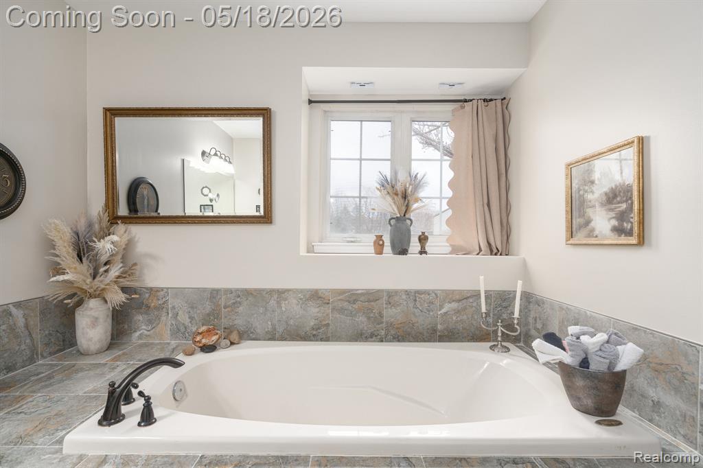 185 Columbia Drive, South Lyon, MI 48178 — Photo 20