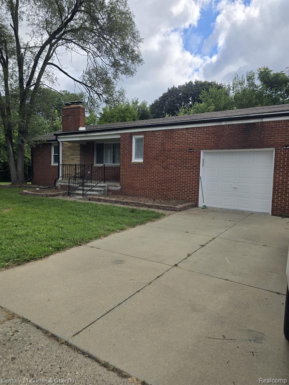 6940 N Beech Daly Road, Dearborn Heights, MI 48127 — front exterior