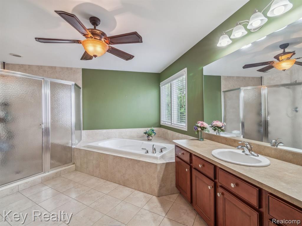 50424 LIVINGSTON Drive, Northville, MI 48168 — Photo 20