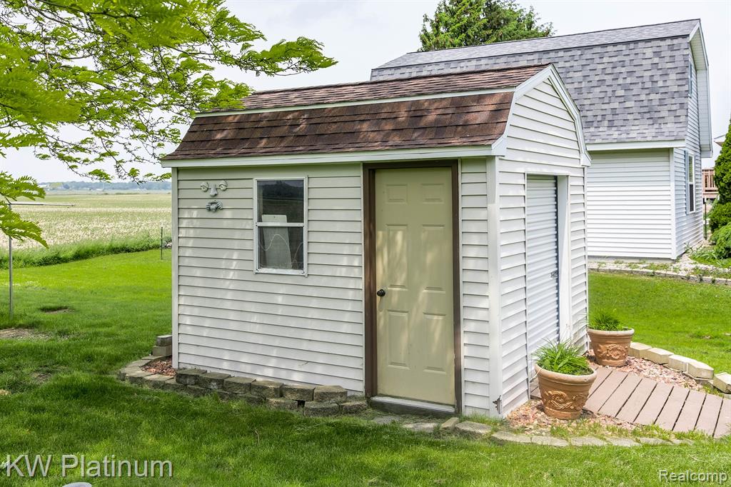5409 North Road, MI 48049 — Photo 33