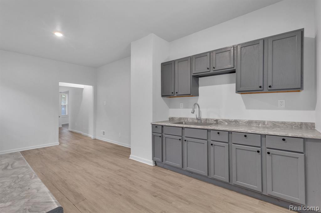 41 Richton Street, Highland Park, MI 48203 — Photo 16