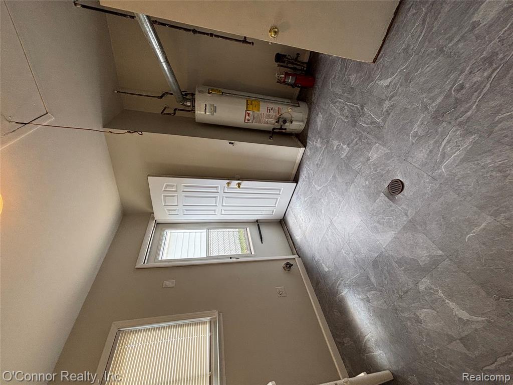 27637 Barrington Street, Madison Heights, MI 48071 — Photo 19