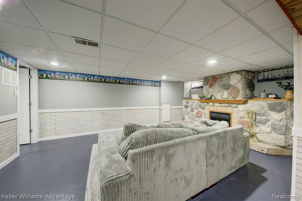 6249 DEERING Street, Garden City, MI — Photo 34