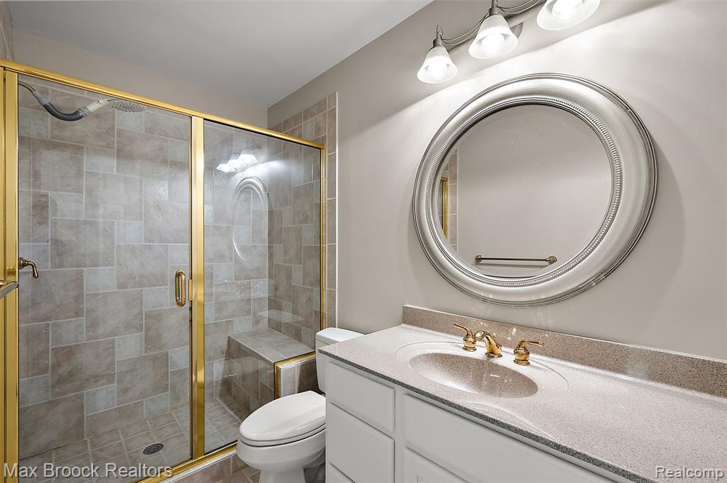 30995 Blueridge Drive, Novi, MI 48377 — Photo 22