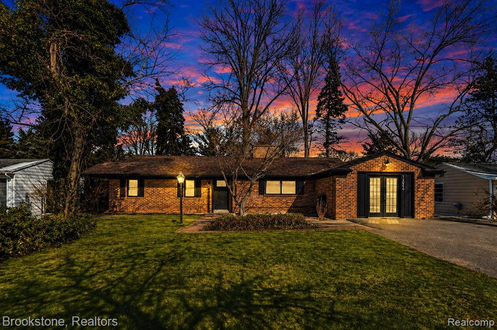 16046 W 13 Mile Road, Beverly Hills, MI 48025 — Photo 31