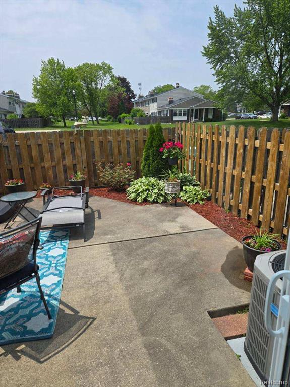 19347 Andover Court, Northville, MI 48167 — Photo 24