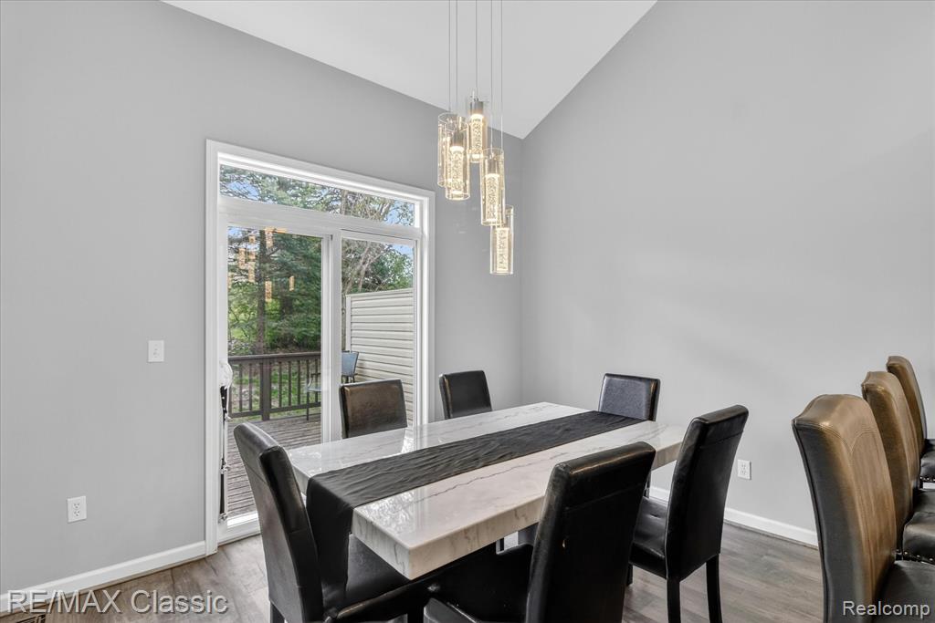 2298 Calibouge, 32, Commerce Twp, MI 48382 — Photo 14