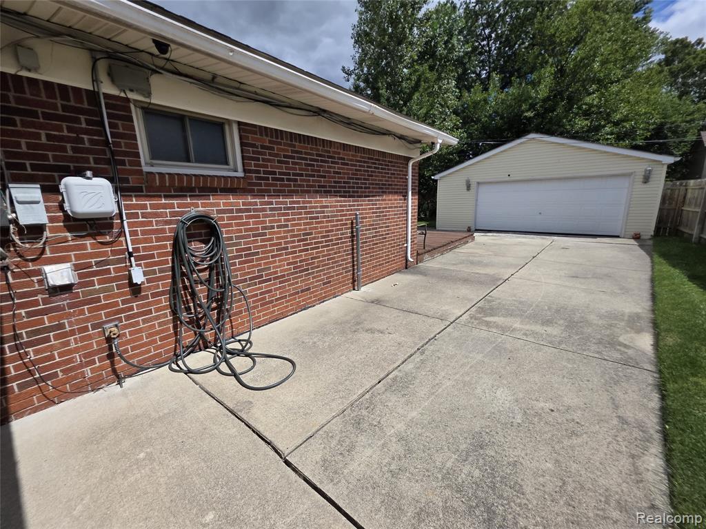 7428 Affeldt Street, Westland, MI — Photo 13