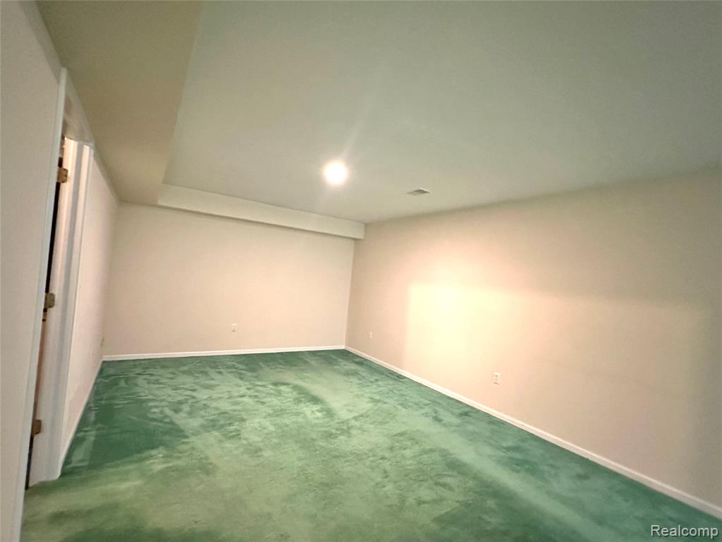 16166 Aspen Hollow Drive, Fenton, MI 48430 — Photo 23