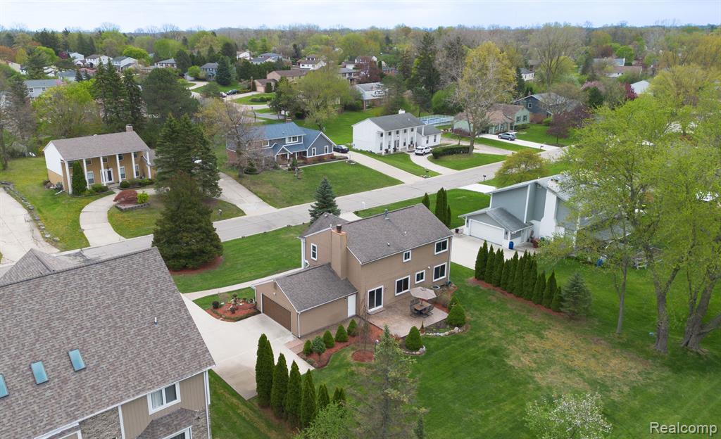 5628 WARRENSHIRE Drive, West Bloomfield, MI — Photo 14