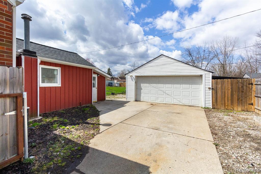 1147 Harrison Avenue, Garden City, MI — Photo 24