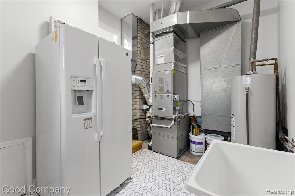 28280 Roy Street, Saint Clair Shores, MI 48081 — Photo 32