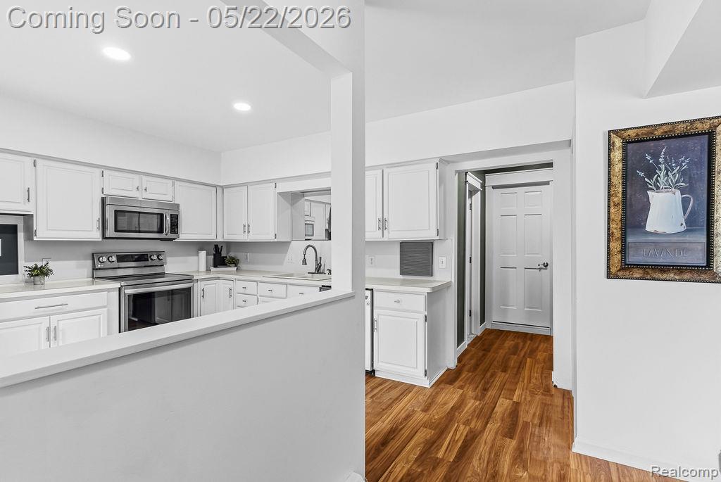 11111 Hibner Road, Hartland, MI 48353 — Photo 13