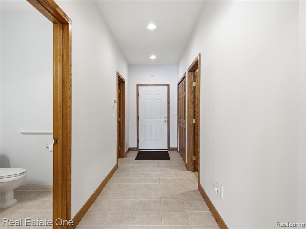 9400 Sashabaw Road, Clarkston, MI 48348 — Photo 33