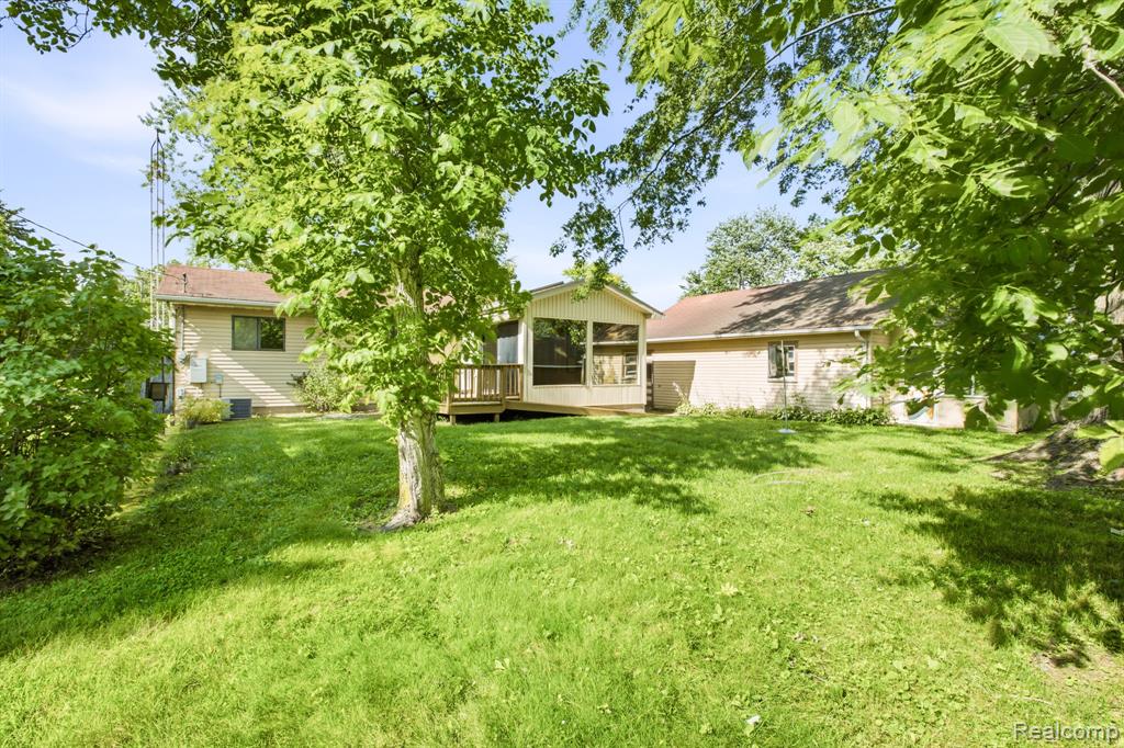 4181 Maes Drive, Port Huron, MI 48060 — Photo 22