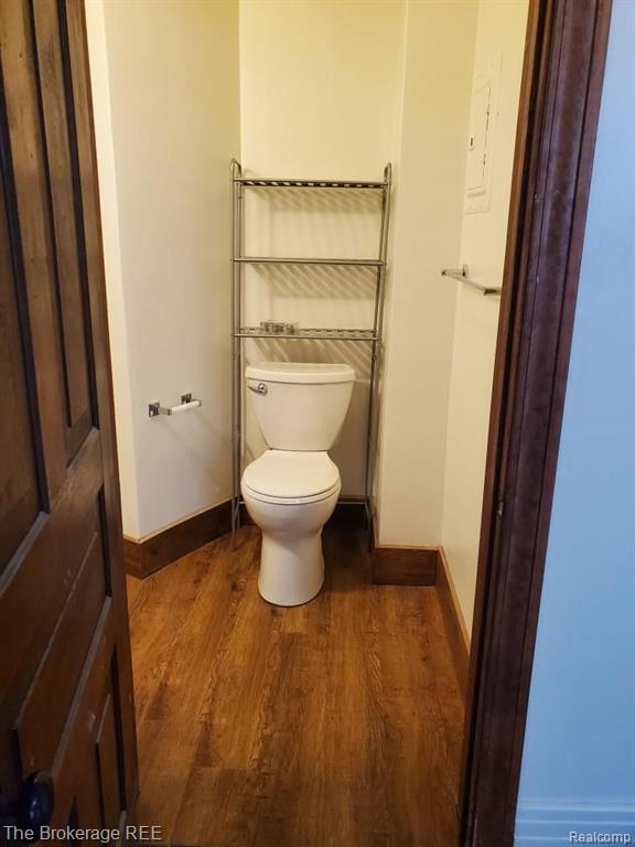 616 E 2ND Street, Flint, MI 48503 — Photo 21