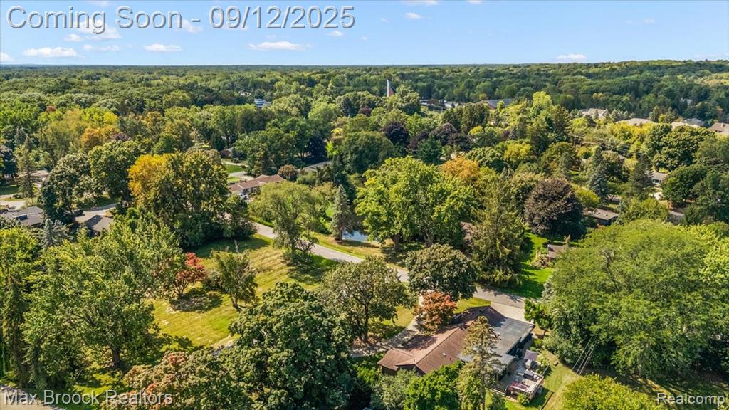 1027 Joanne Court, Bloomfield Hills, MI 48302 — Photo 28