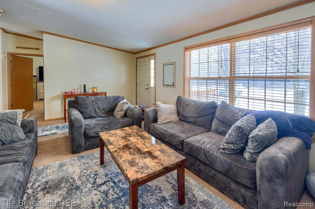 8247 N Center Road, Mount Morris, MI 48458 — Photo 14