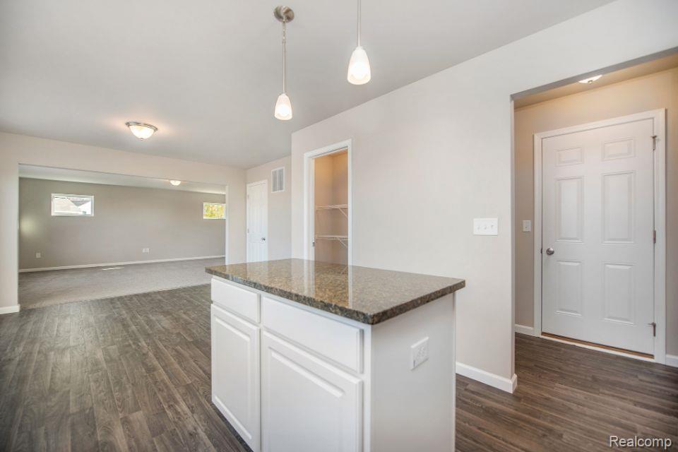 2112 Stillwater Drive, Davison, MI 48423 — Photo 6