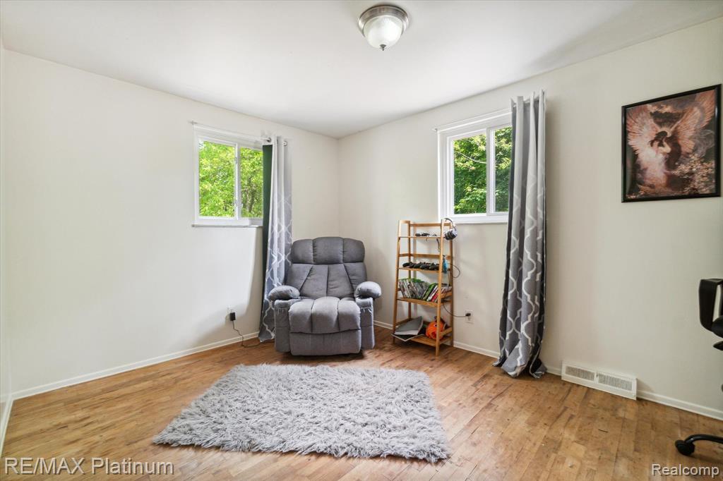 7353 GREEN VALLEY Drive, Grand Blanc, MI 48439 — Photo 28