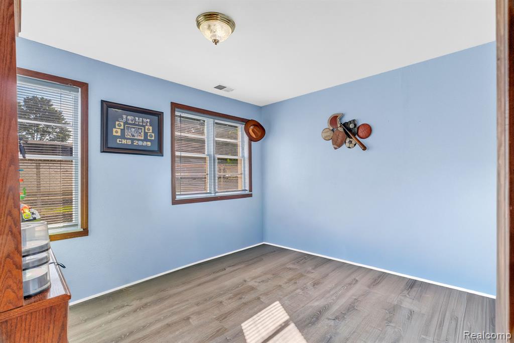7730 Austere Drive, Waterford, MI 48329 — Photo 10