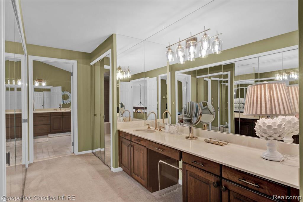 4845 CLIFFSIDE Drive, West Bloomfield, MI 48323 — Photo 30
