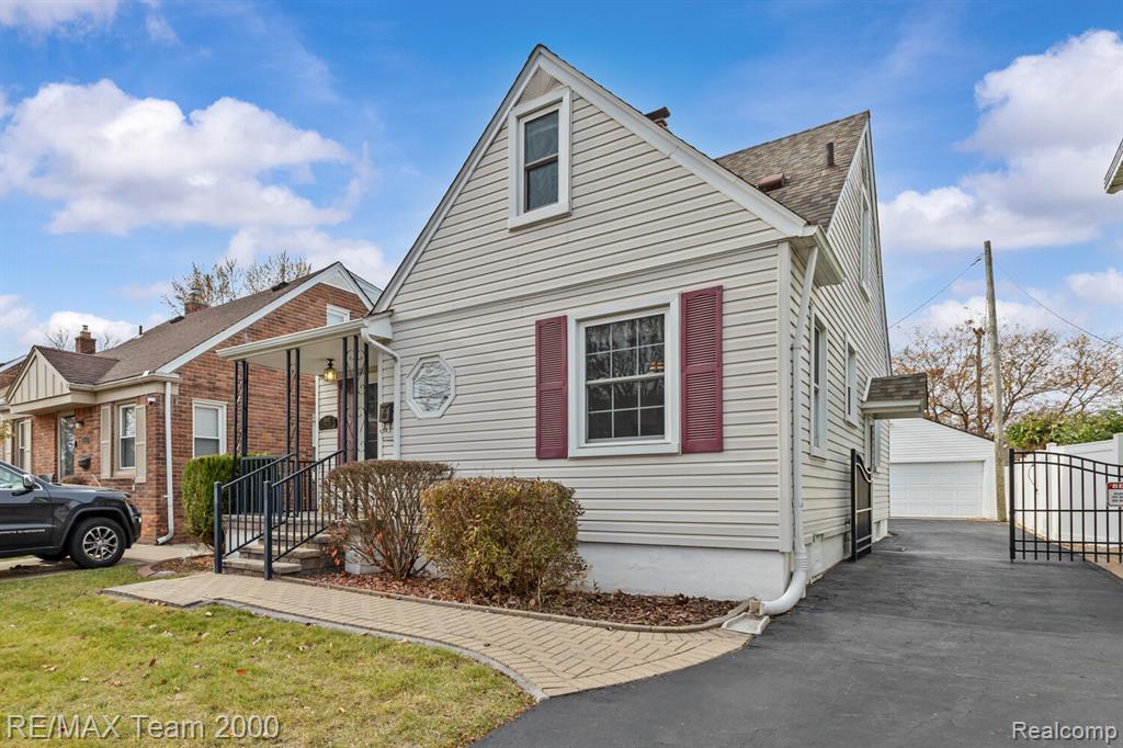 4845 Westland Street, Dearborn, MI 48126 — Photo 2