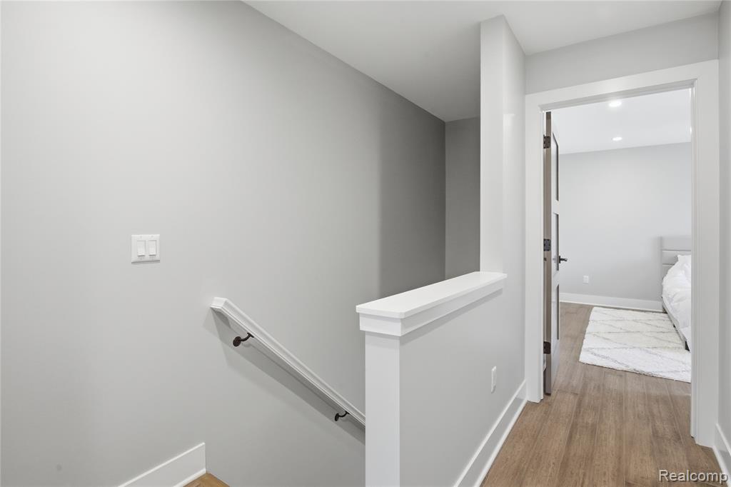 4221 W 14 Mile Road, Royal Oak, MI 48073 — Photo 25
